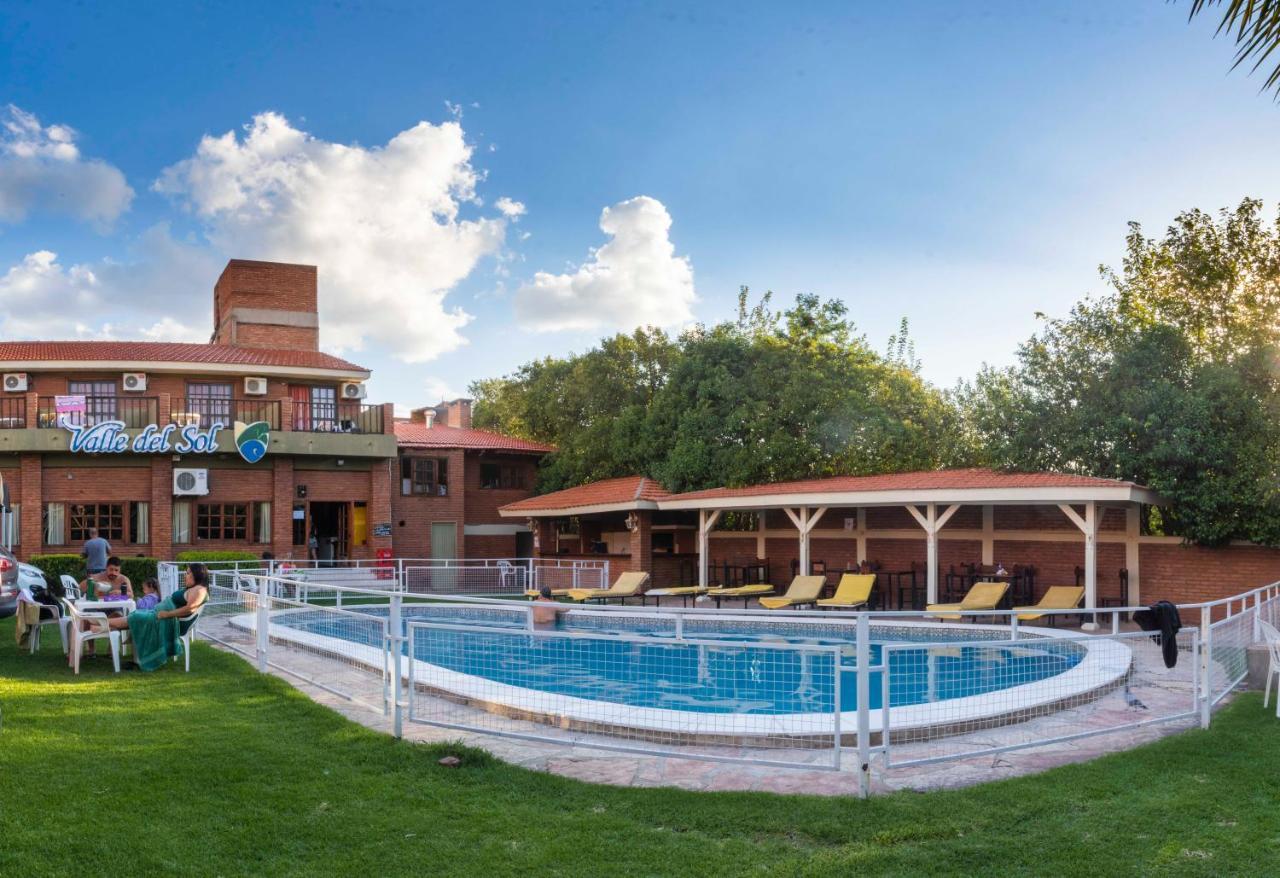 Hotel Valle Del Sol Мерло Экстерьер фото