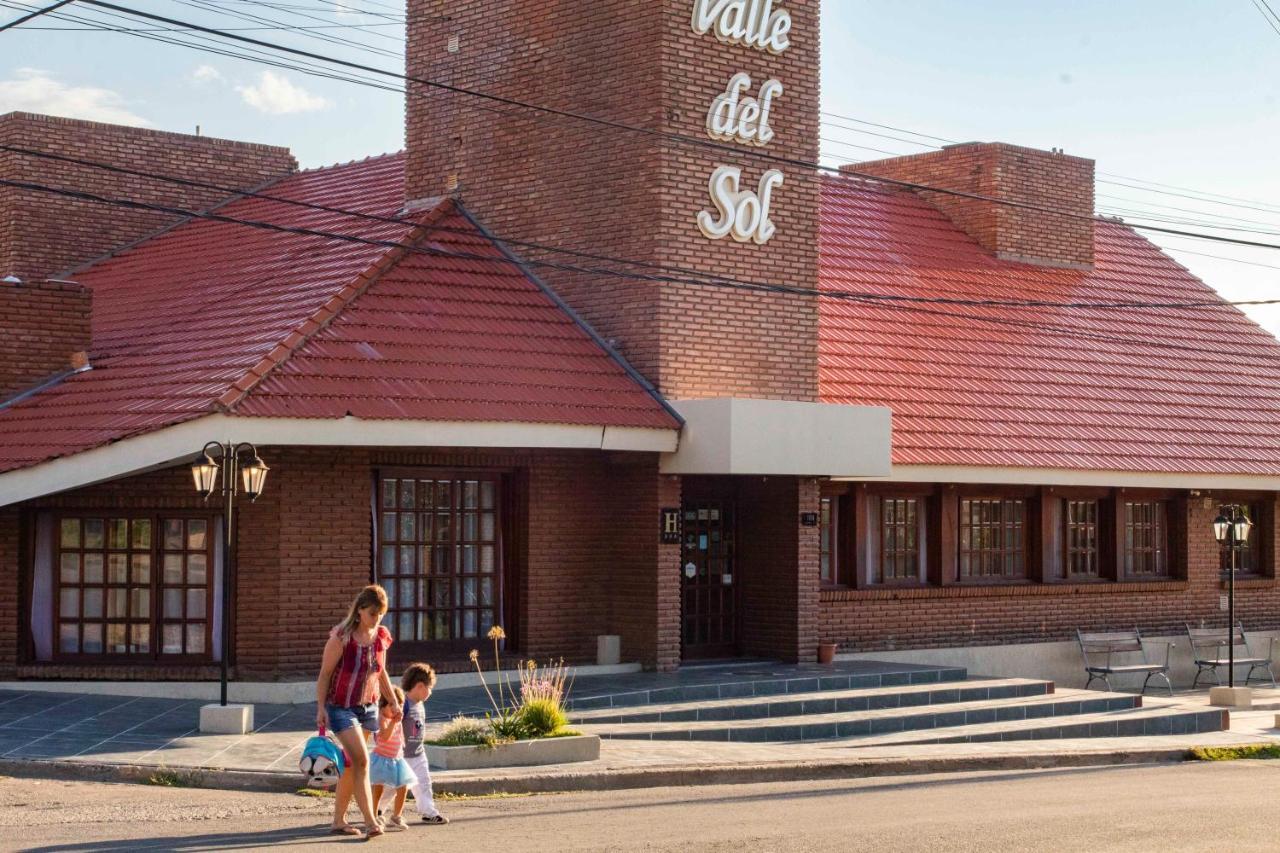 Hotel Valle Del Sol Мерло Экстерьер фото
