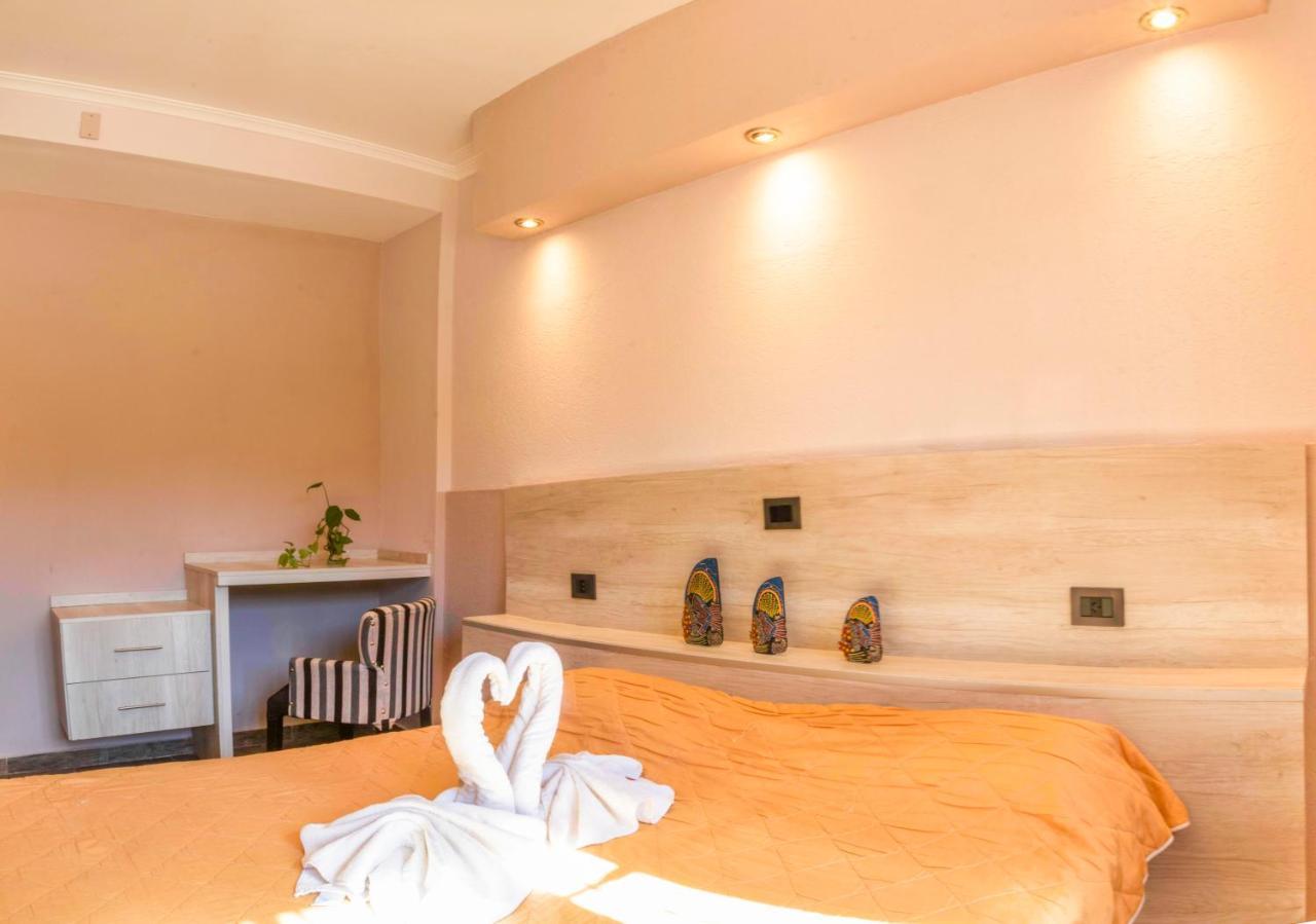 Hotel Valle Del Sol Мерло Экстерьер фото