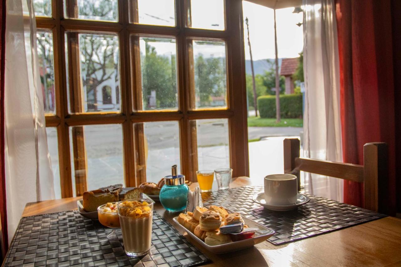 Hotel Valle Del Sol Мерло Экстерьер фото