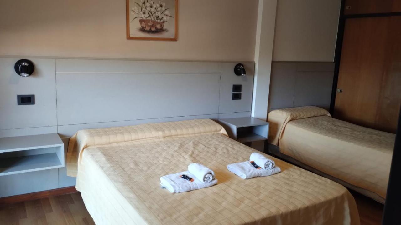 Hotel Valle Del Sol Мерло Экстерьер фото