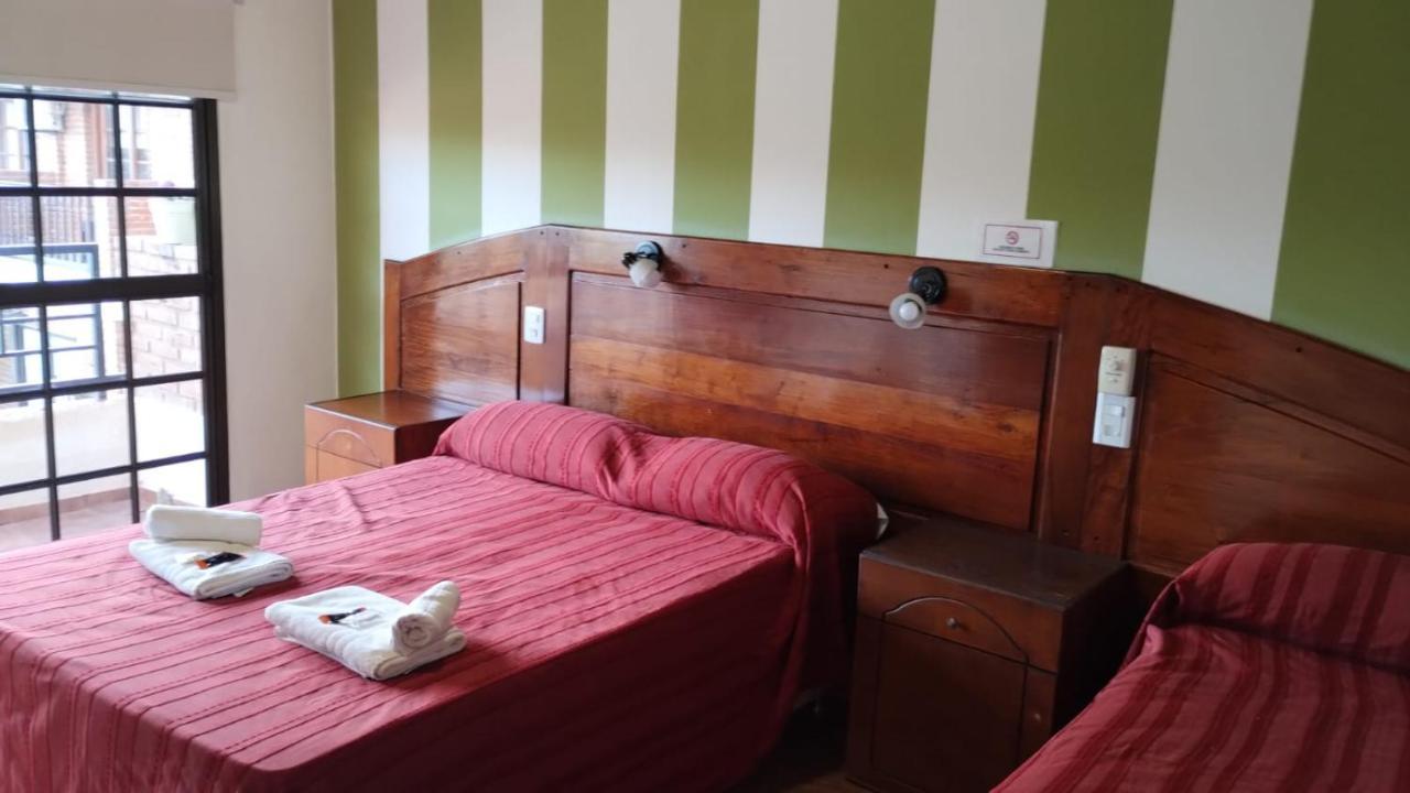 Hotel Valle Del Sol Мерло Экстерьер фото