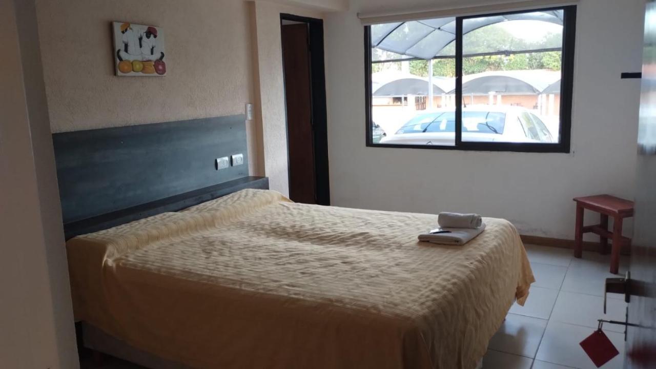 Hotel Valle Del Sol Мерло Экстерьер фото