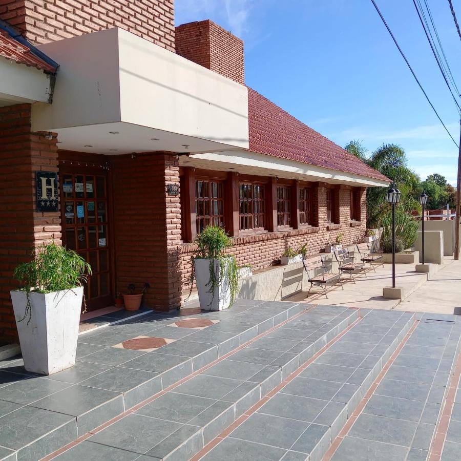 Hotel Valle Del Sol Мерло Экстерьер фото
