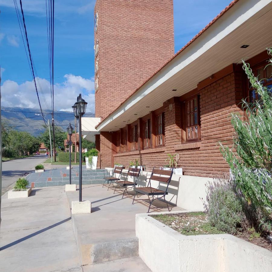 Hotel Valle Del Sol Мерло Экстерьер фото